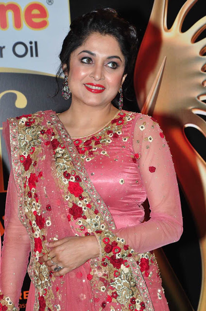 Beautiful Actress Ramya Krishna Photos At IIFA Utsavam Awards 2